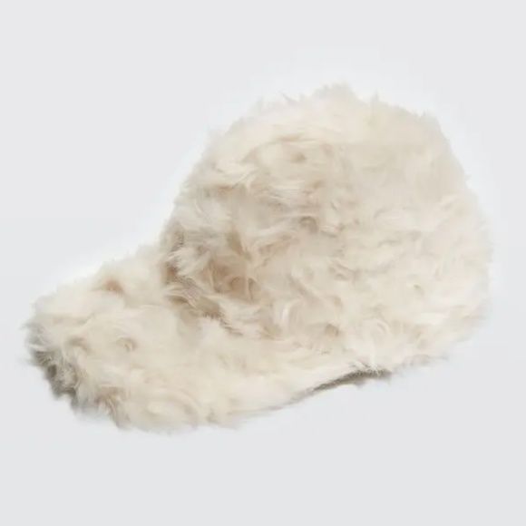 Givenshy 4G Faux Fur Baseball Cap main image 6